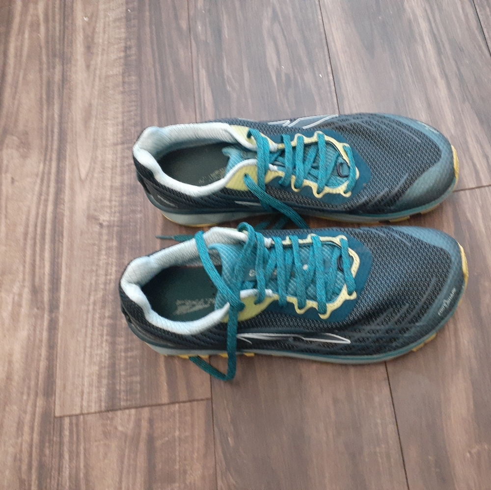 Womens Altra Trail Shoes